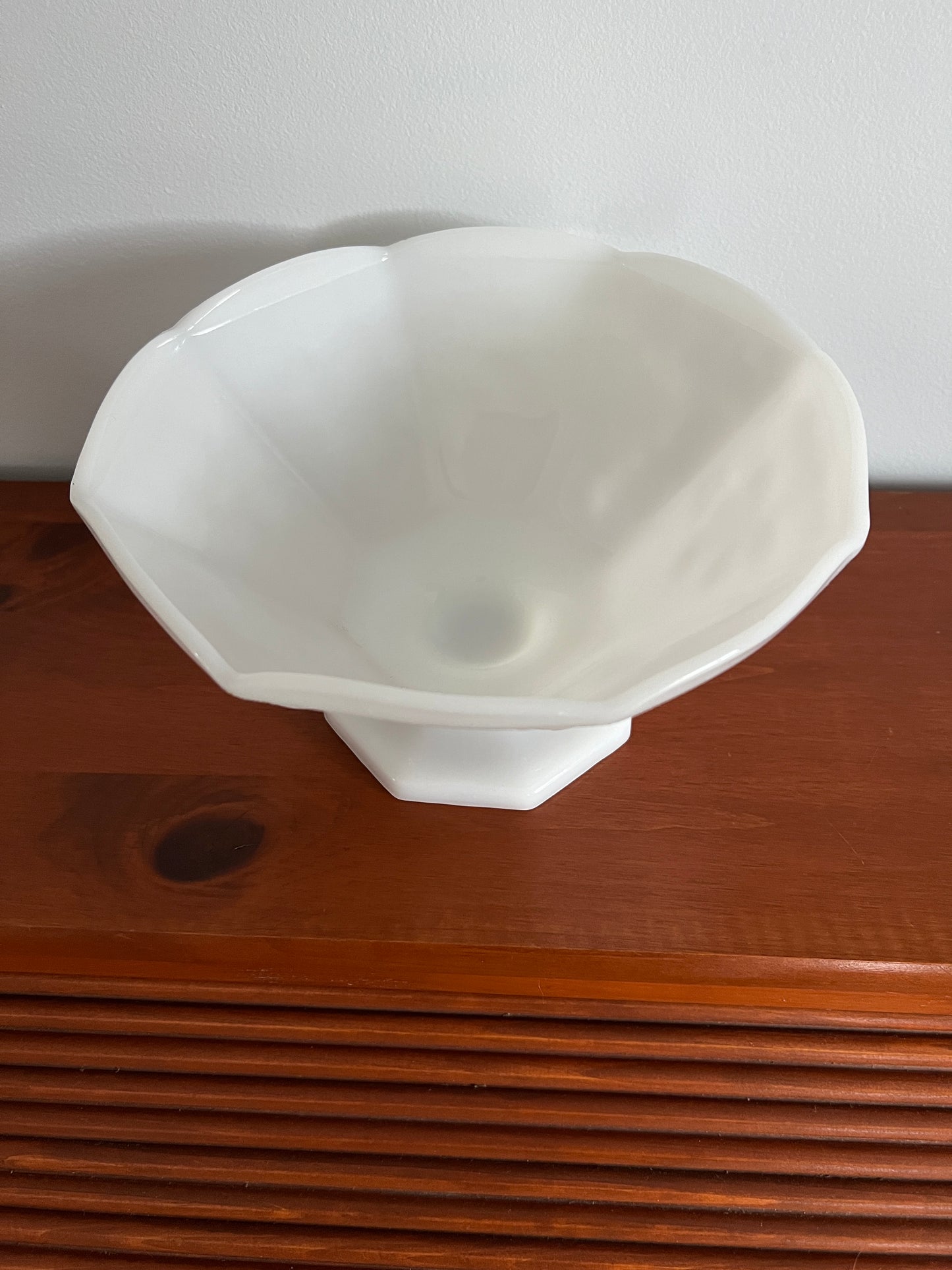 Anchor Hocking Grapevine Milk Glass Bowl