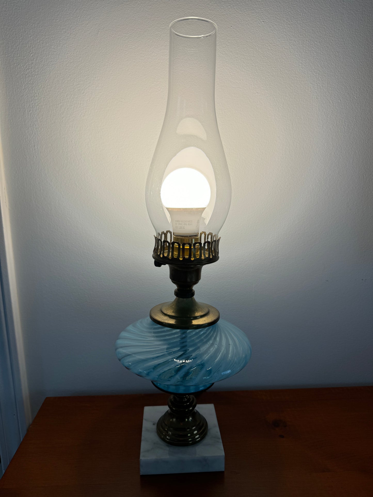 Fenton Swirl Glass Lamp