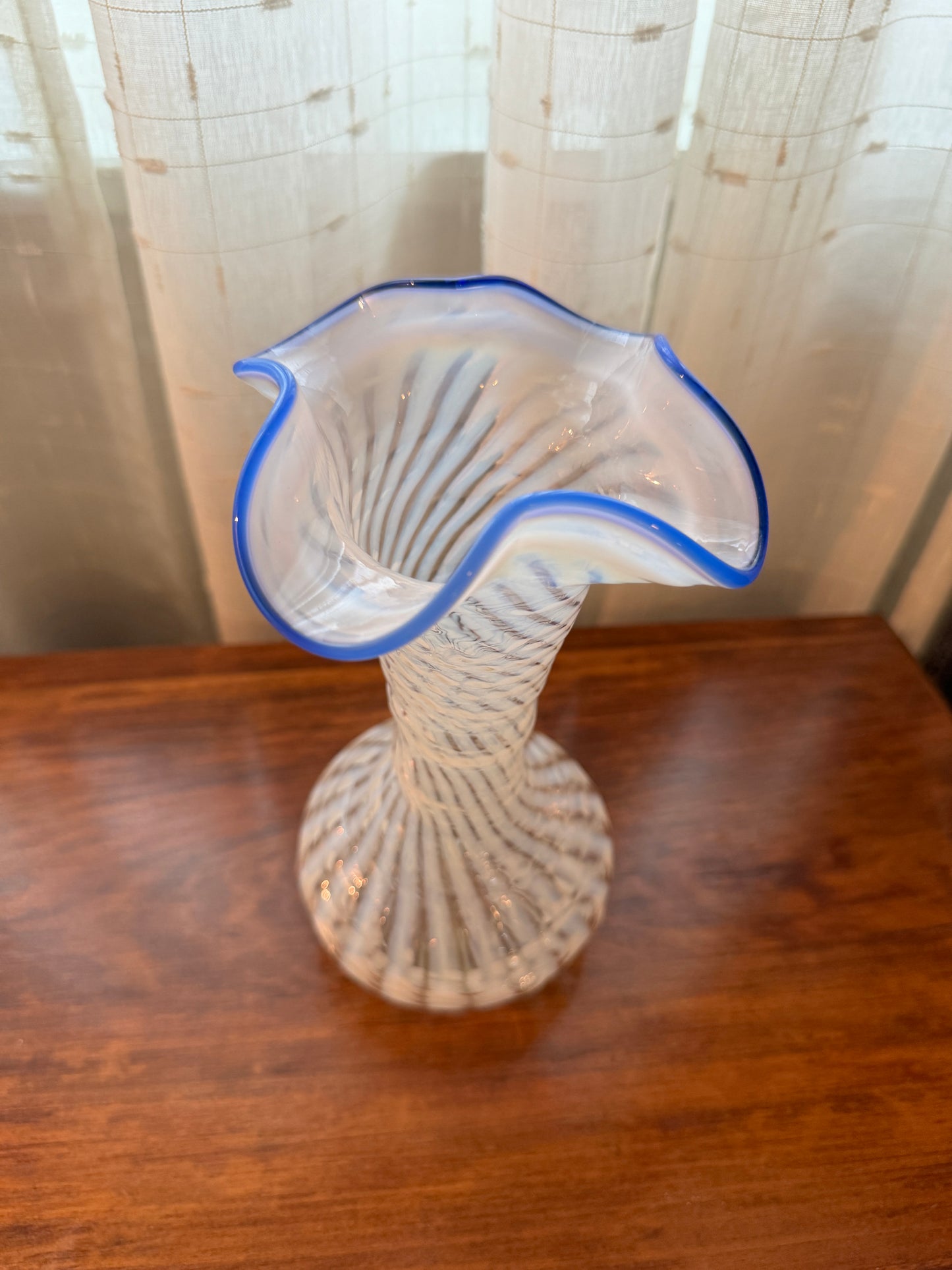 Vintage Fenton Blue Ridge Crest Spiral Vase