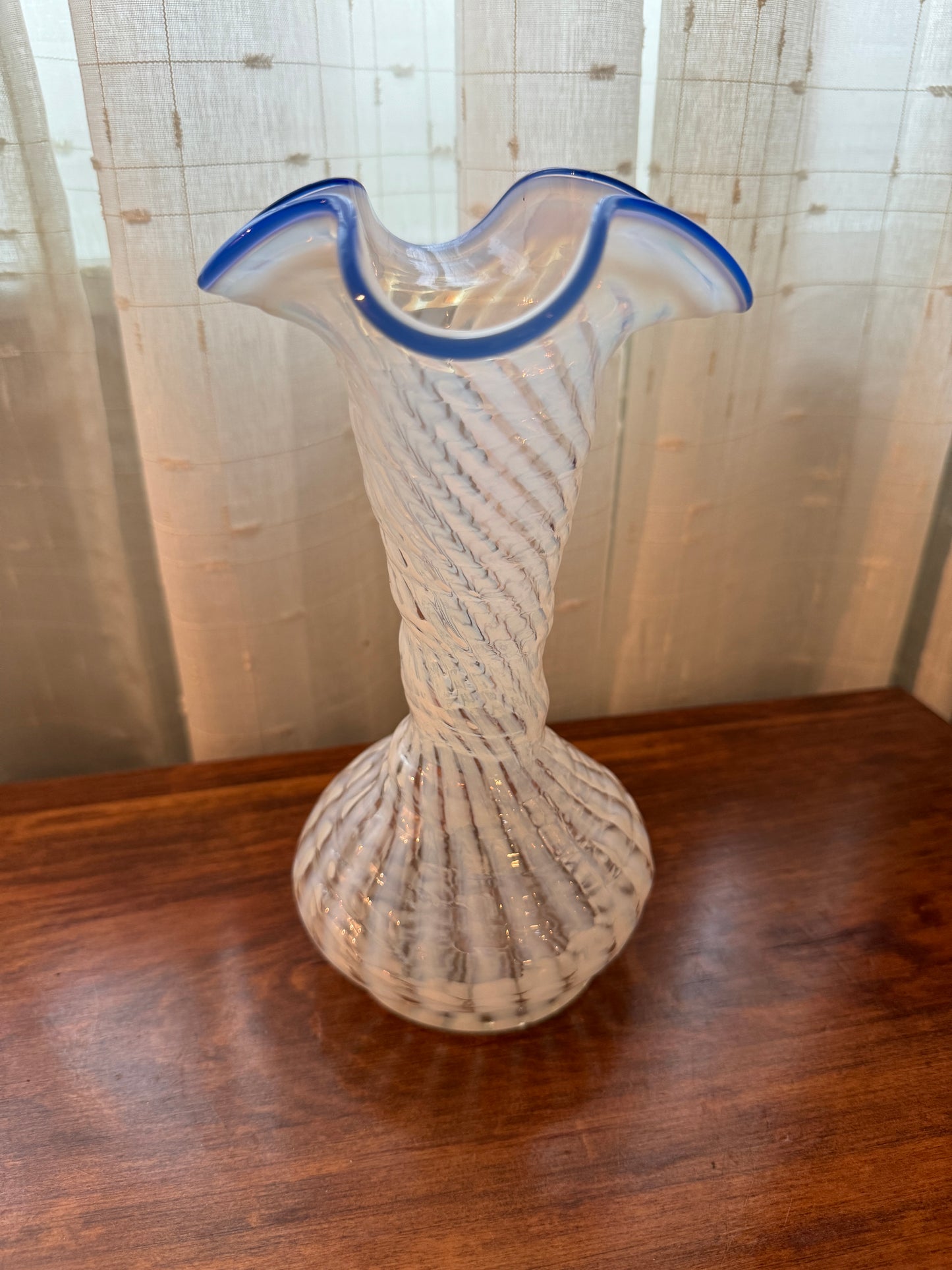 Vintage Fenton Blue Ridge Crest Spiral Vase